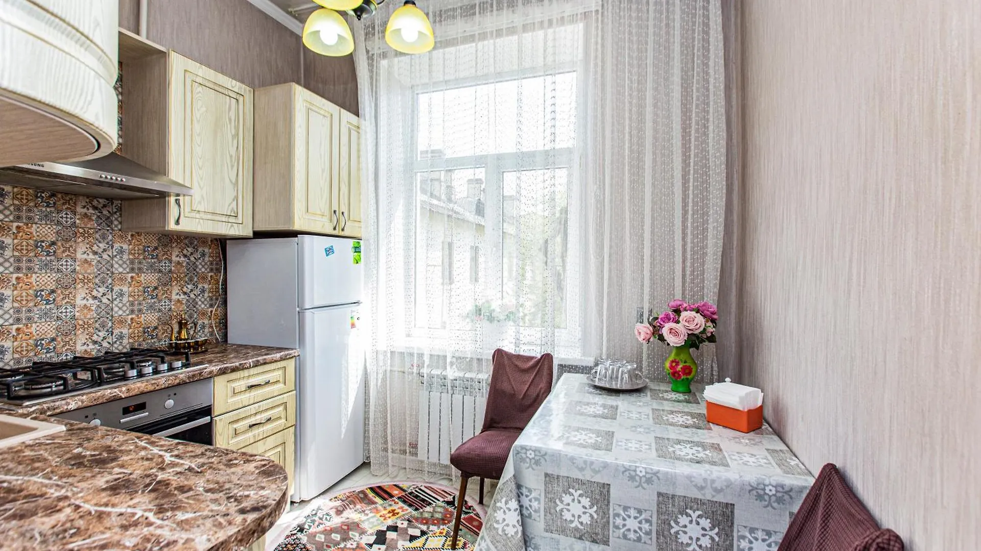 Apartment Двухкомнатная Евро Двушка В Самом Центре Алматы, 10 Минут Ходьбы До Арбата #23 Kazakhstan